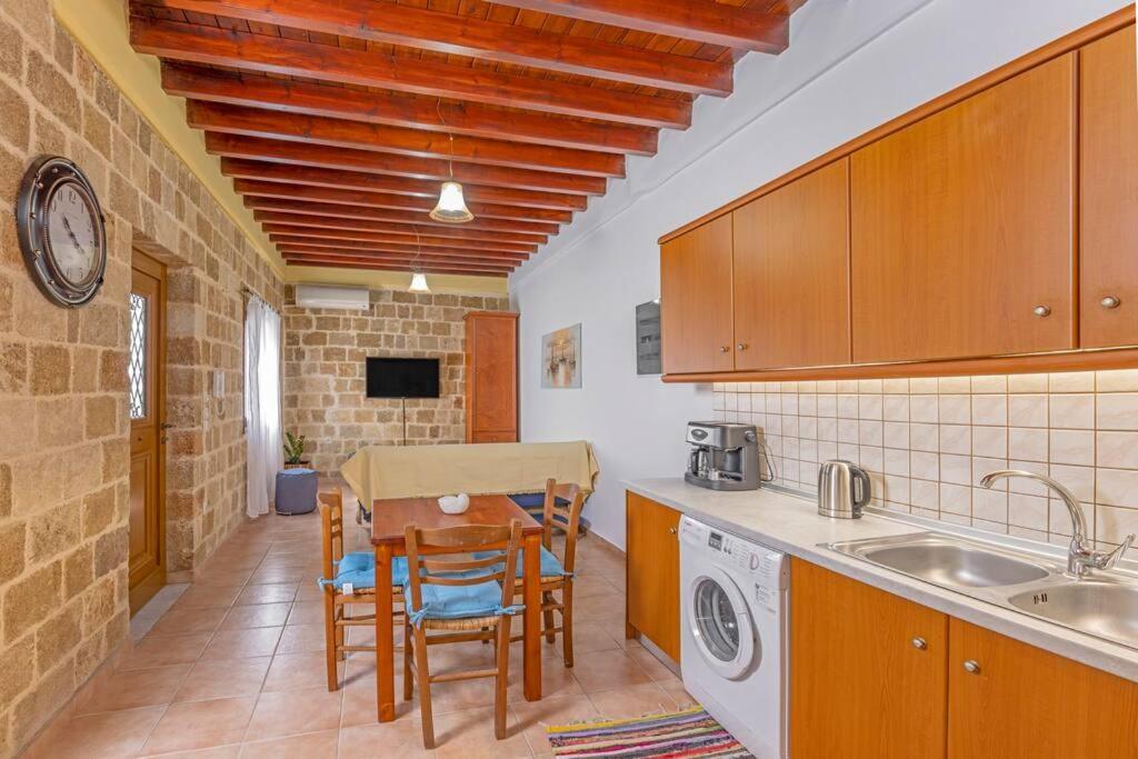 Margaritis Luxury Medieval House Rhodes City Buitenkant foto